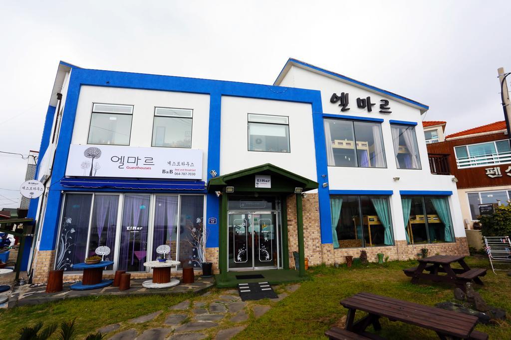 Haevichi Elmar Guesthouse 西归浦市 外观 照片